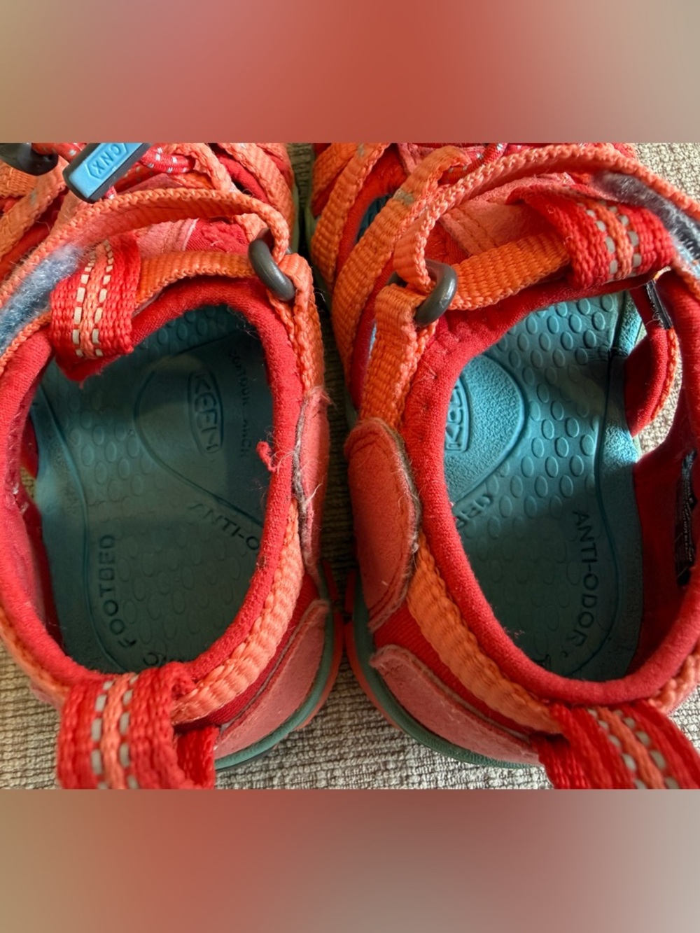 Keen Newport Girls Size 9 - Picture 6 of 8